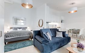 Royal Residence Apartments In The Heart Of Prague